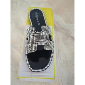 G.N.D Women's Black Embossed Jelly Slide Size 8 NIB